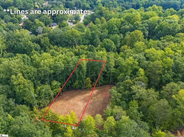 112 N Silver Lake Dr, Taylors, SC 29687