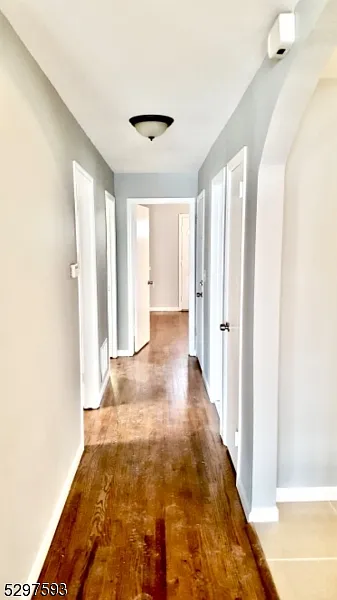 3 bed, 1900 sqft, $3,100 — Photo 4