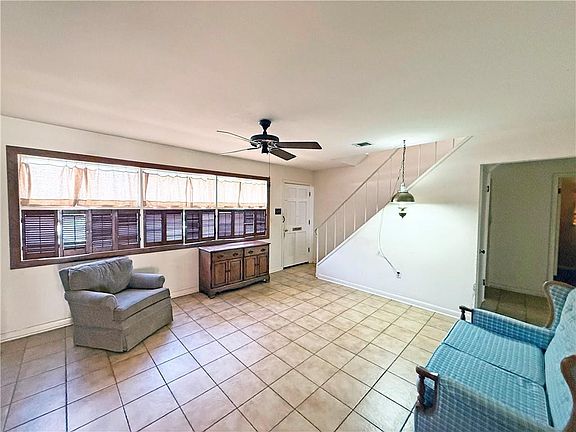 3rd image of 10144 Stephen Dr