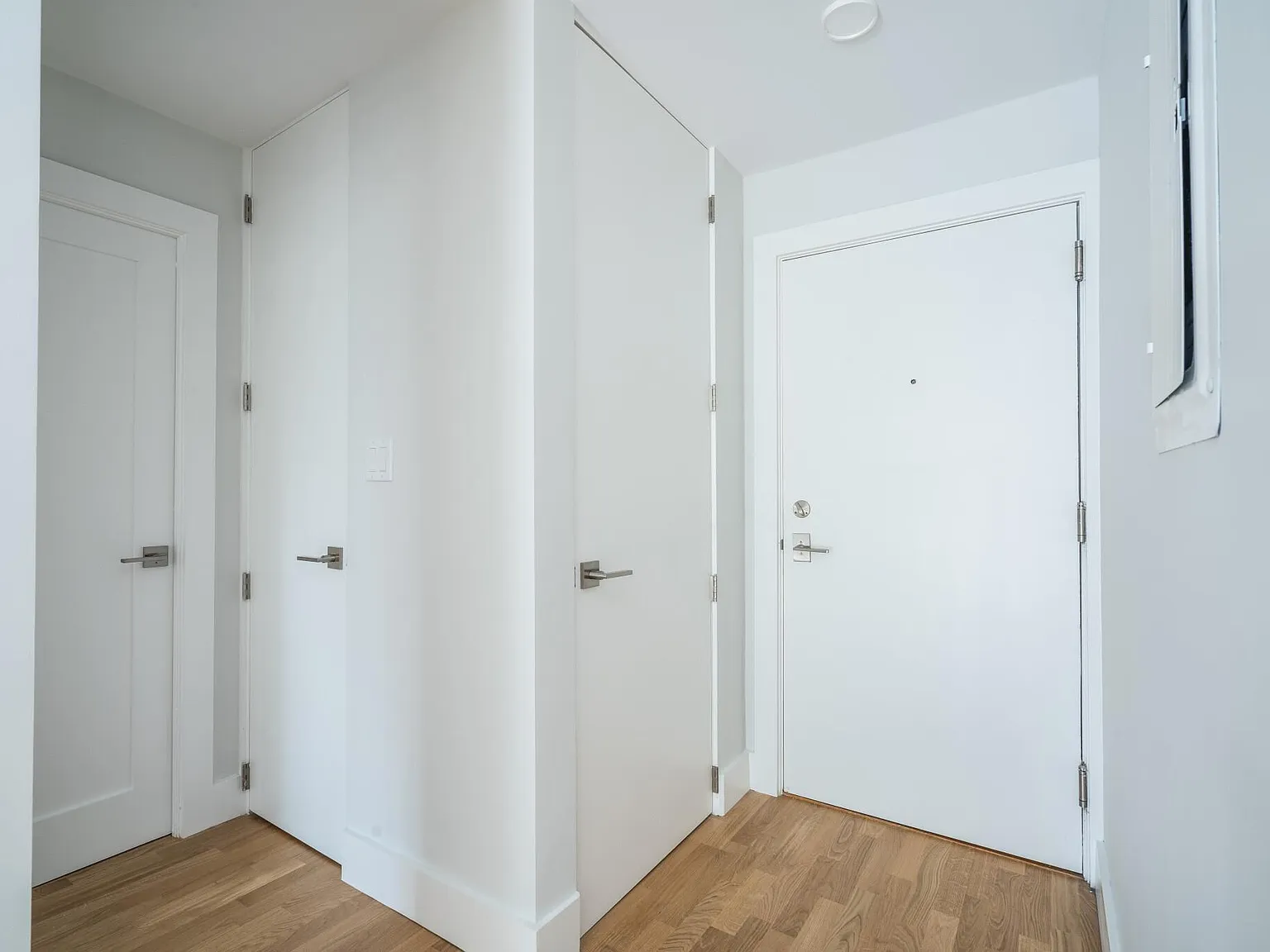 1 bed, 500 sqft, $3,500 — Photo 2