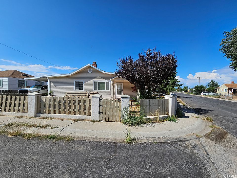 132 3 W, East Carbon, UT 84520 MLS 1899887 Zillow