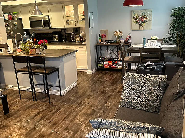 1260 N Avenida Conejo #2 — Photo 3