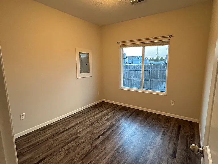 1403 N Azena St #1403 — Photo 8