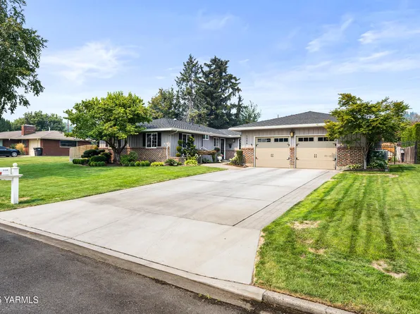 5209 Glacier Way, Yakima, WA 98908