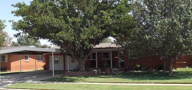 1st image of 129 Cedar Ave