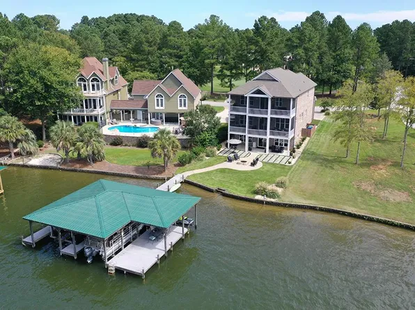 522 Grand Harbor Blvd, Ninety Six, SC 29666