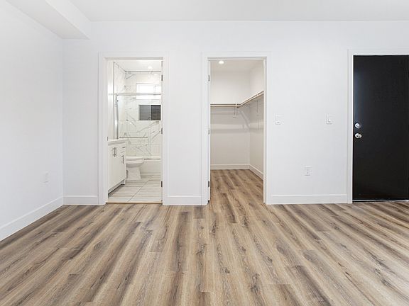 4th image of 5912 Tujunga Ave