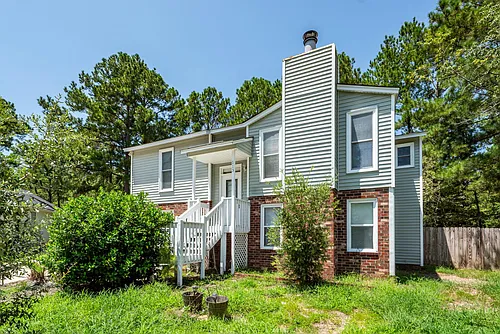 113 Trescott Ct Photo 1