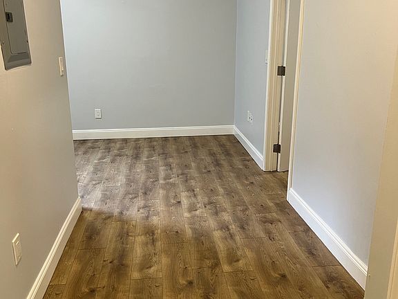 5th image of 1448 Jackson St APT 5