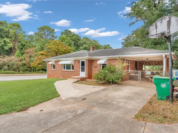 3290 Fern Dr, Tucker, GA 30084