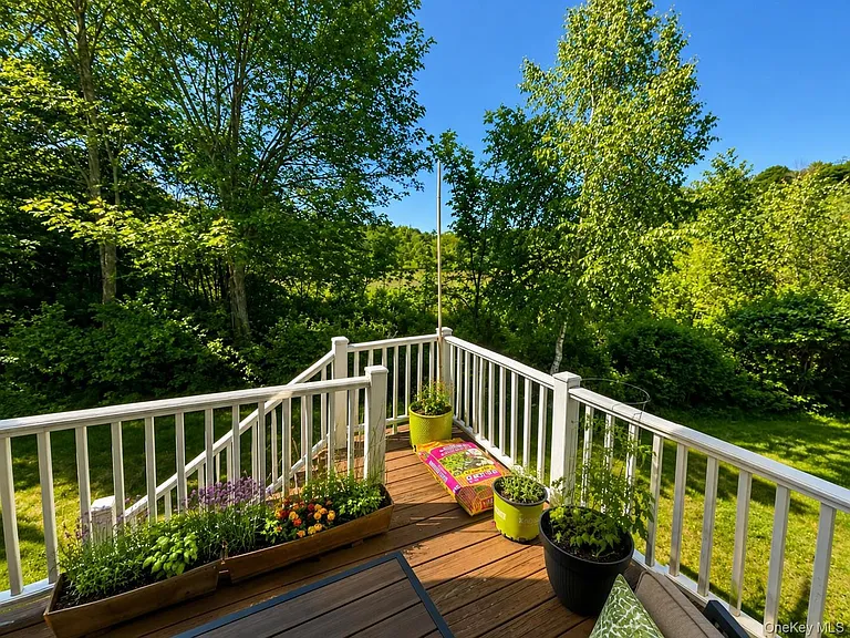56 Rambling Brook Rd — Photo 16