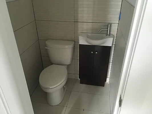 Rented by Premier Metro Realty Corp | media 62