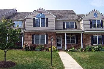 1st image of 73 Whispering Oaks Dr