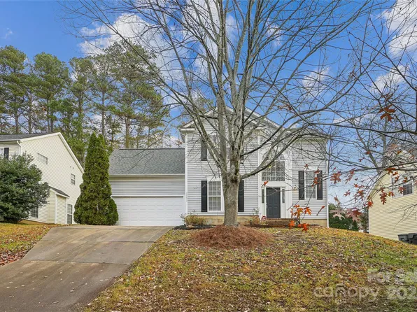 10630 Northwoods Forest Dr, Charlotte, NC 28214