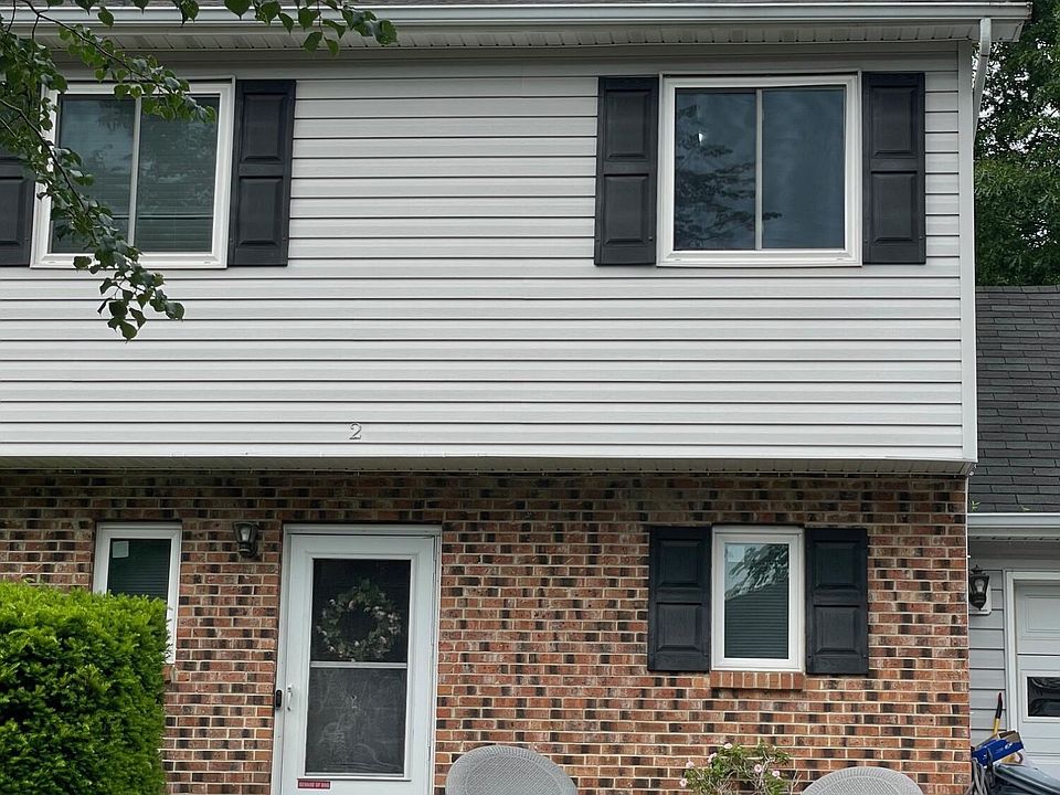 1st image of 2 Elizabeth Court