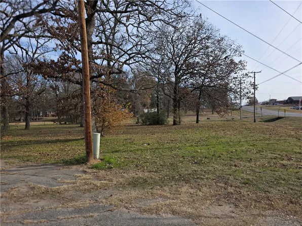 W Main St #102, Charleston, AR 72933