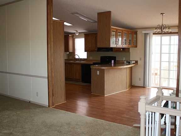 Dining rm/kitchen view from living rm