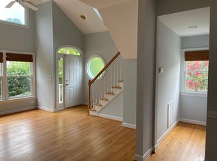 811 N Columbia St, Chapel Hill, NC 27516
