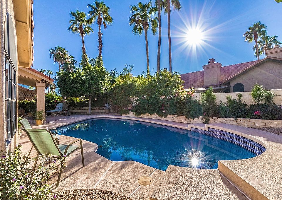 Sparkling Private Pool