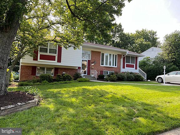 5th image of 6009 Jennings Ln