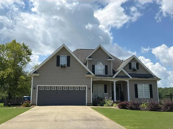 98 Rolling Green Dr, Anniston, AL 36207