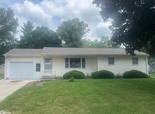 605 9th St S, Humboldt, IA 50548