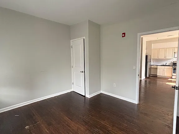 211 Summer Ave #11 — photo 2 of 5