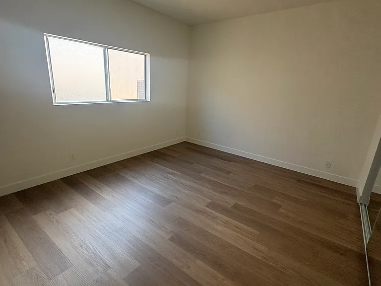 753 Wilcox Ave #7 — Photo 8
