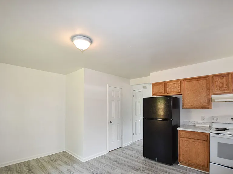 2920 S Cape Henry Ave #A — Photo 4