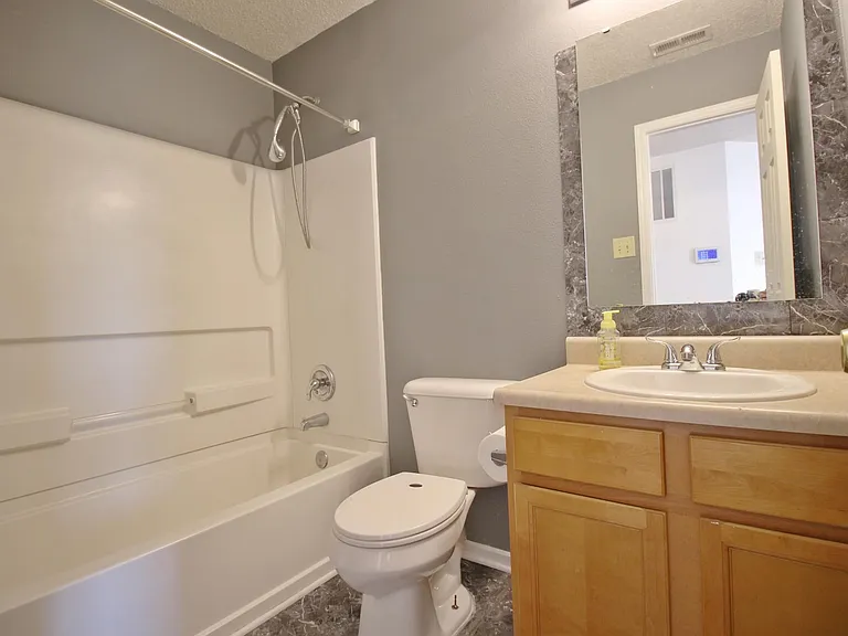 945 Shenandoah Way — Photo 21