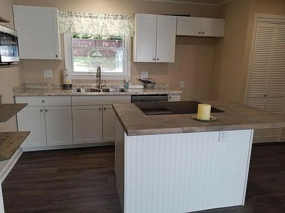 2nd image of 809 S Caldwell Ave