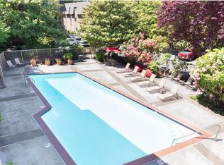 Brentwood Square, Seattle, WA 98133