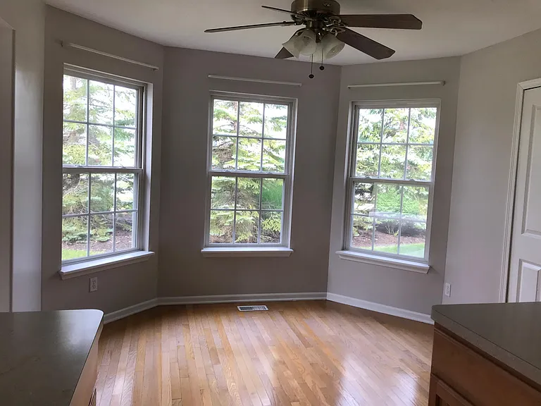 27383 Wheaton Pl — Photo 4