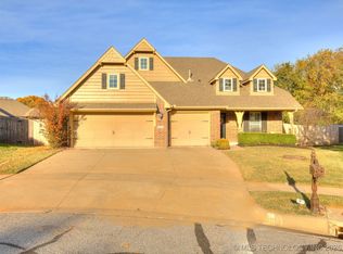 2514 W Van Buren Cir, Broken Arrow, OK 74011