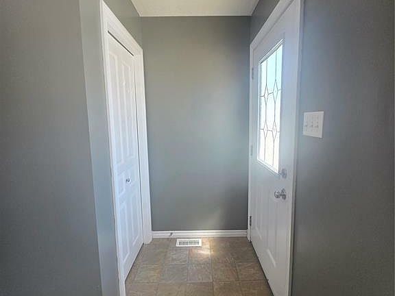3rd image of 1621 1st St #4