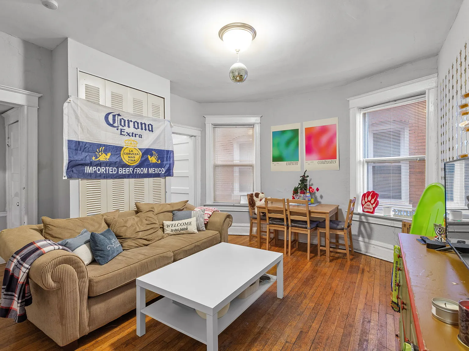 3 bed, 1400 sqft, $1,695 — Photo 4