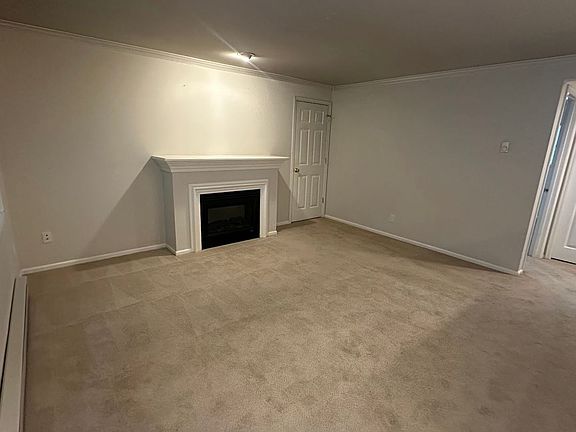 5th image of 2032 43rd Ave E APT 13
