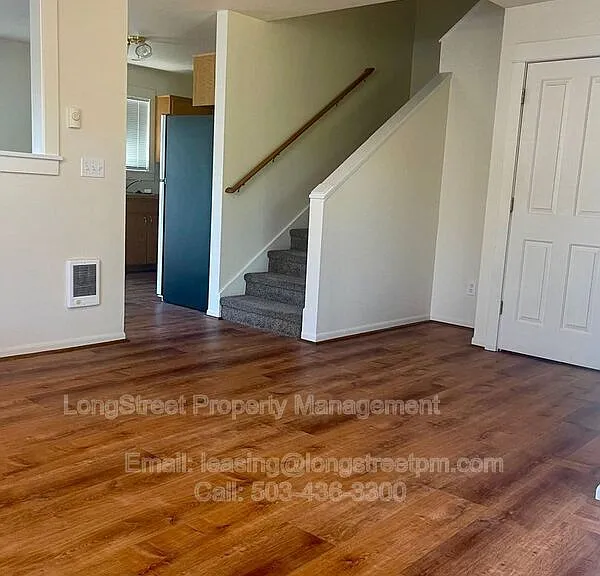 1927 NW Highland Dr — Photo 16
