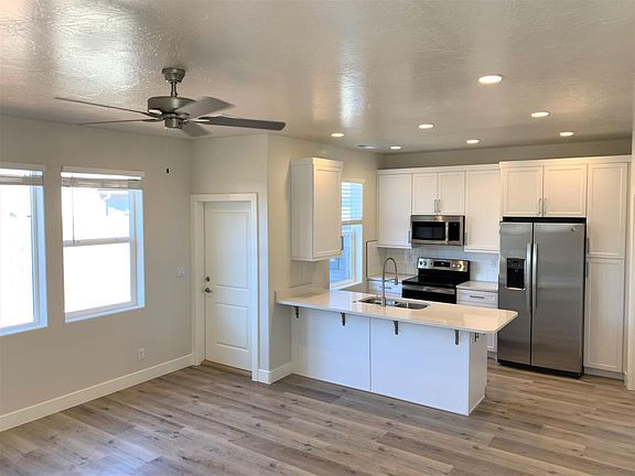 2nd image of 3884 Mustang Valley Dr