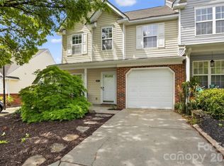 809 Rock Lake Gln, Fort Mill, SC 29715
