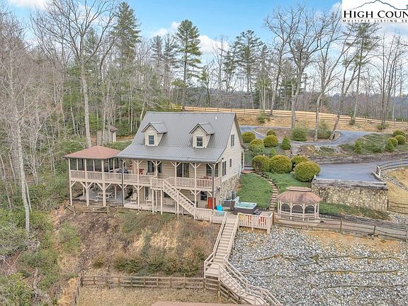 2nd image of 883 Wagon Ridge Lane