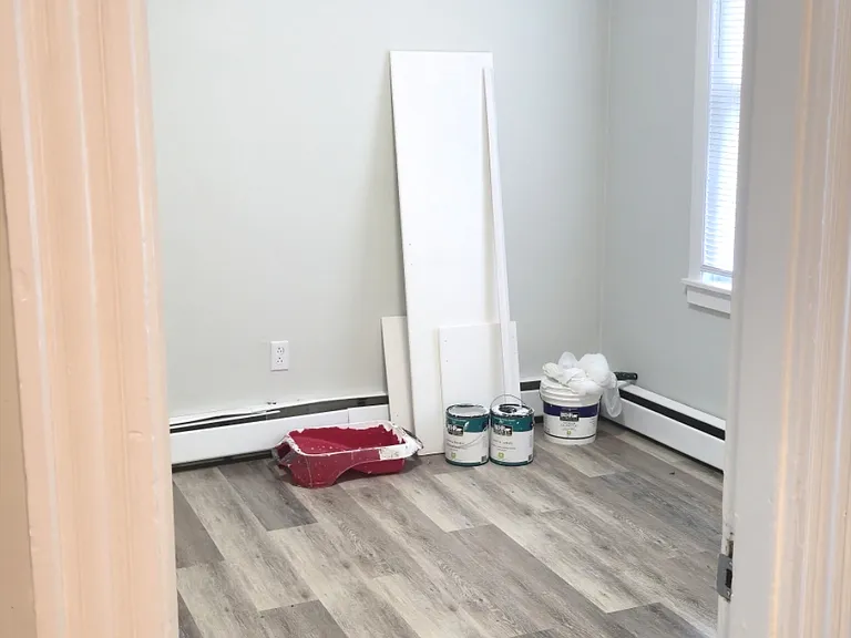 8 Riverdale Ave #8 — Photo 5