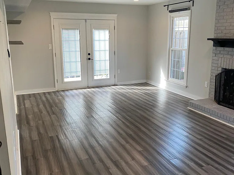 8232 Meadowdale Ln — Photo 14