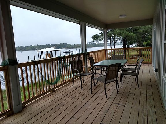 Rear Deck facing the water