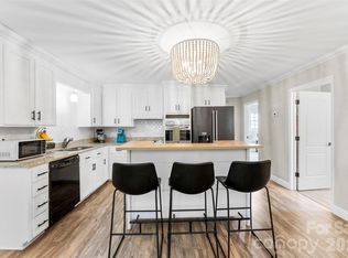 8519 E Franklin St, Mount Pleasant, NC 28124