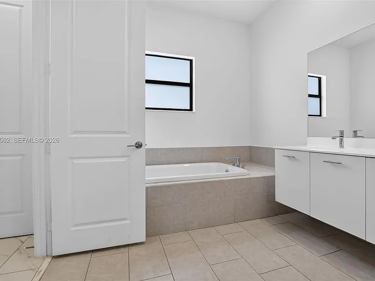 4574 SW 173rd Ave — Photo 23