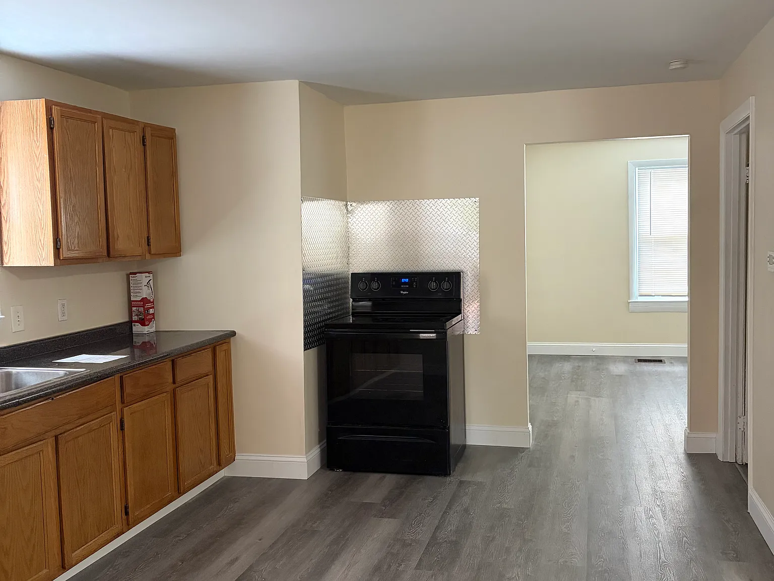 2 bed, 962 sqft, $2,200 — Photo 4