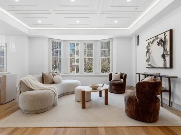 92 Sewall Ave Unit 2C, Brookline, MA 02446
