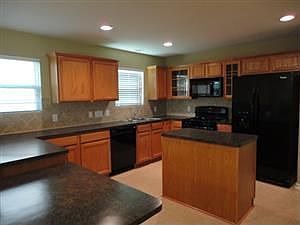 5th image of 8918 Creeks Gate Ct