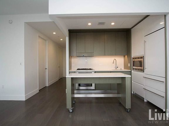 4th image of 388 Bridge St APT 44-D